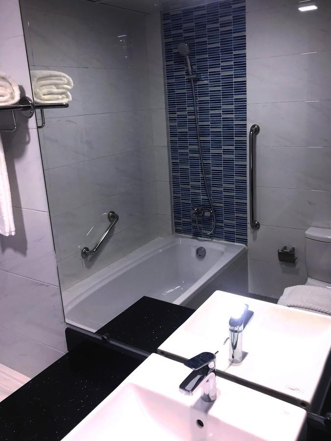 Hotel Azure Rangun Kültér fotó
