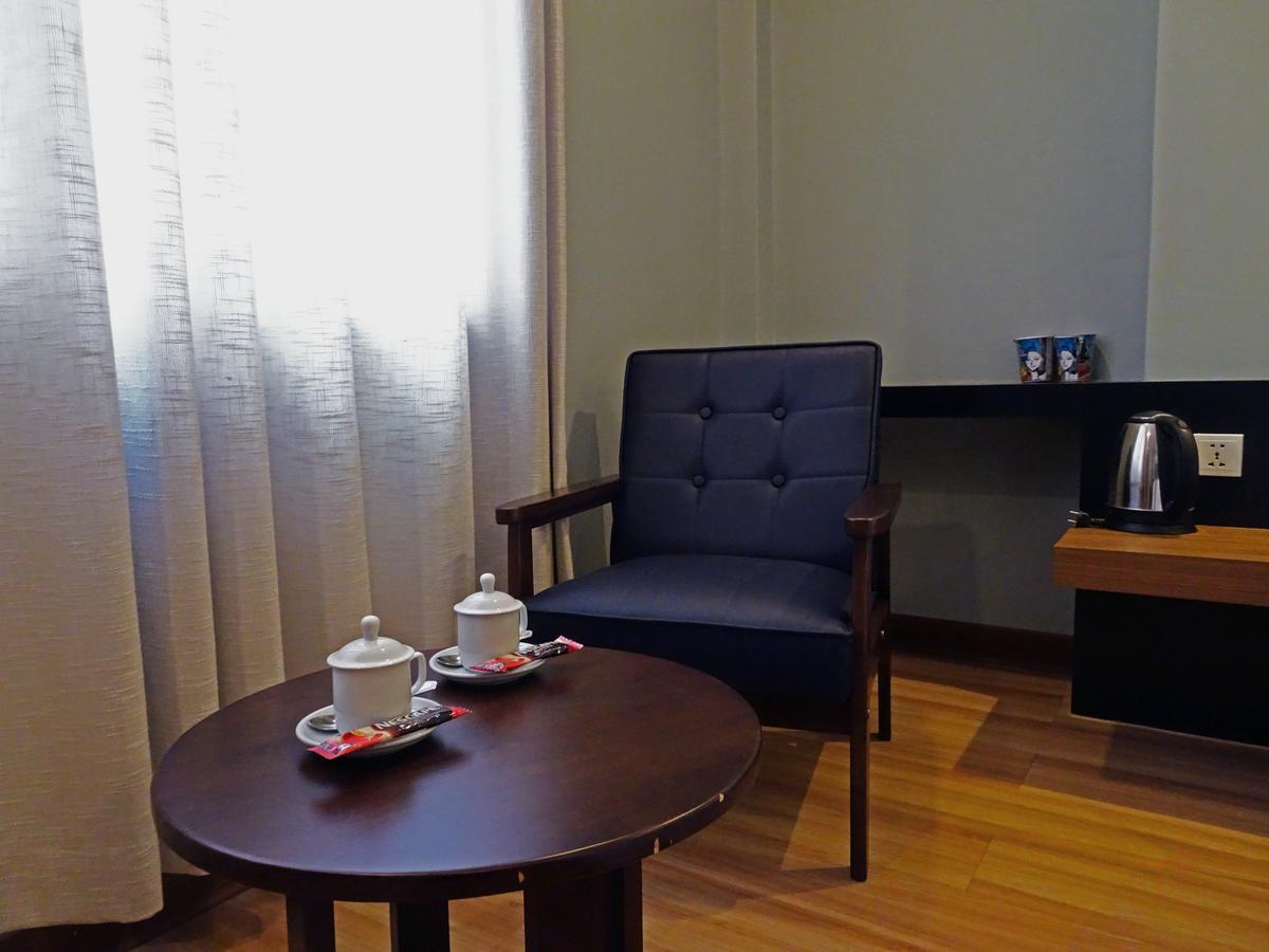 Hotel Azure Rangun Kültér fotó