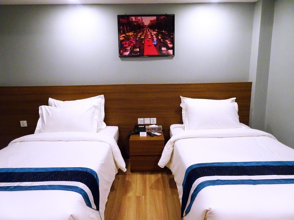 Hotel Azure Rangun Kültér fotó